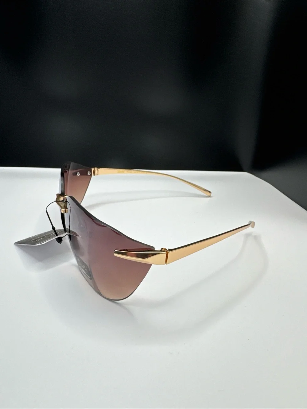 Rimless Men's Sunglasses with Pink Gradient Lenses and Gold Frame